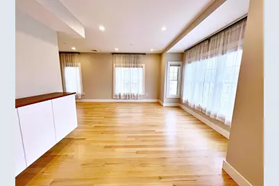 186 Havre St #8, Boston, MA 02128 - Photo 8