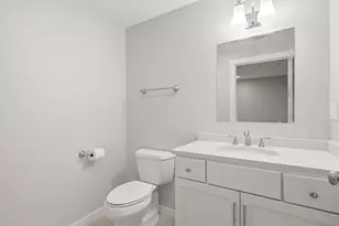 161 Chestnut St, Foxboro, MA 02035 - Photo 32