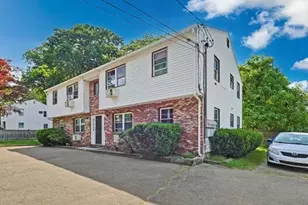 346 Brown St, Attleboro, MA 02703 - Photo 4