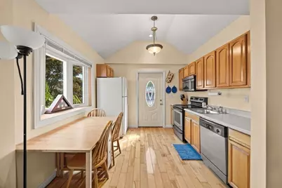 1004 N Main Street #2, Brockton, MA 02301 - Photo 8