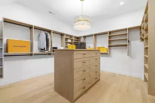 4 Foster Rd, Burlington, MA 01803 - Photo 18