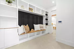 4 Foster Rd, Burlington, MA 01803 - Photo 2