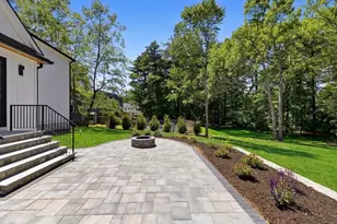 4 Foster Rd, Burlington, MA 01803 - Photo 32