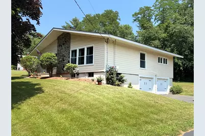 20 Clover Drive, Bridgewater, MA 02324 - Photo 2