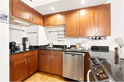 111 Beach St #3B, Boston, MA 02111 - Photo 10