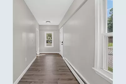 55 Grant St, Dracut, MA 01826 - Photo 8