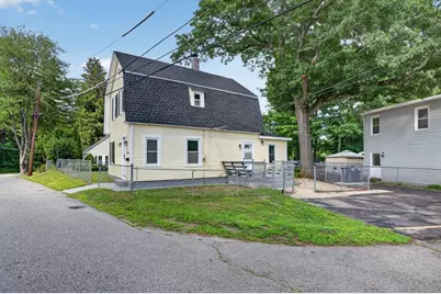55 Grant St, Dracut, MA 01826 - Photo 4
