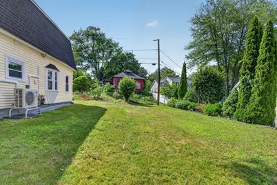 55 Grant St, Dracut, MA 01826 - Photo 36