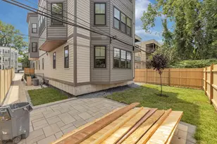 3915 Washington St, Boston, MA 02131 - Photo 24