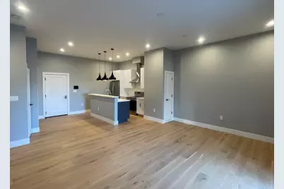 60 Cross St E #220, Somerville, MA 02145 - Photo 2