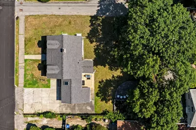 23 Eastwood Circuit, Boston, MA 02132 - Photo 4