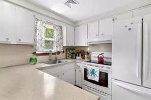 90 Village Ln, Wellfleet, MA 02667 - Photo 12