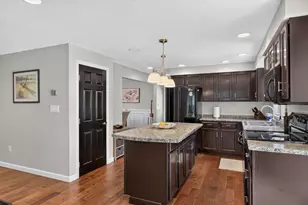 21 Railroad Ave, Taunton, MA 02780 - Photo 6