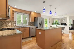 10 Cheshire Rd, Sharon, MA 02067 - Photo 12