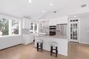 129 Pearl St, Burlington, MA 01803 - Photo 32