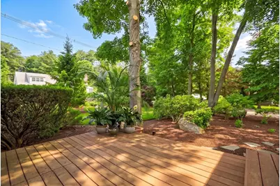 129 Pearl Street, Burlington, MA 01803 - Photo 4