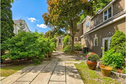 129 Pearl Street, Burlington, MA 01803 - Photo 6