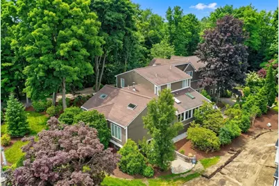 129 Pearl Street, Burlington, MA 01803 - Photo 1