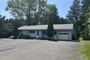 39 Huntington Rd, Hadley, MA 01035 - Photo 2