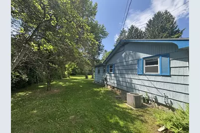 39 Huntington Rd, Hadley, MA 01035 - Photo 4