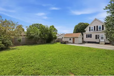 9 Munroe St, Haverhill, MA 01830 - Photo 36