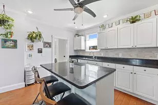 9 Munroe St, Haverhill, MA 01830 - Photo 6
