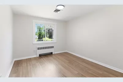 109 Lenox St, Brockton, MA 02301 - Photo 8