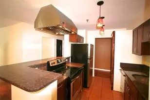 350 N, Boston, MA 02109 - Photo 2