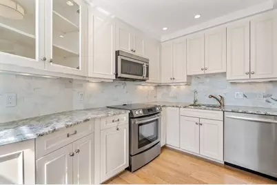 106 Thirteenth #316, Boston, MA 02129 - Photo 2
