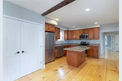 5 Irving St, Spencer, MA 01562 - Photo 4