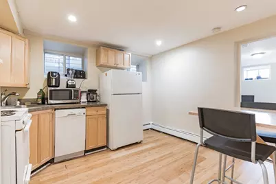 141 Chiswick #1B, Boston, MA 02135 - Photo 2