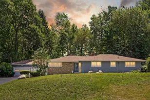 5 Woodland Dr, Paxton, MA 01612 - Photo 2