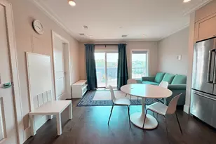 214 Market St, Boston, MA 02135 - Photo 10