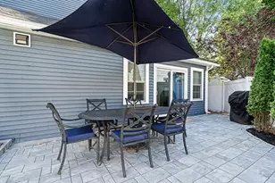 52 Salem St, Winchester, MA 01890 - Photo 6