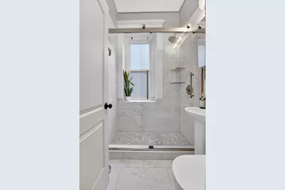 8 Garrison St #111, Boston, MA 02116 - Photo 12