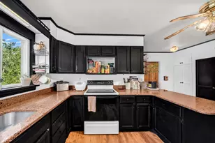 401 Petersham Rd, Athol, MA 01331 - Photo 6