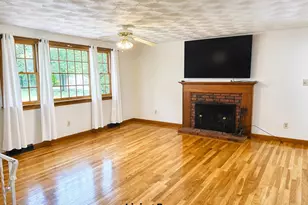 91 Loganberry Dr, Abington, MA 02351 - Photo 2