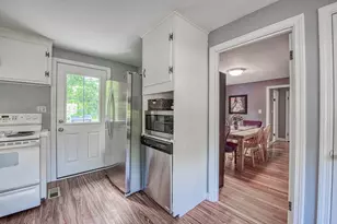 58 Summit Ave, Sharon, MA 02067 - Photo 6