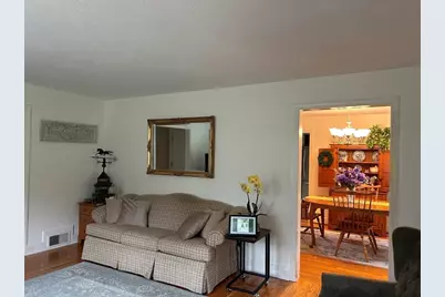 26 Windsor Ave, Pittsfield, MA 01201 - Photo 12