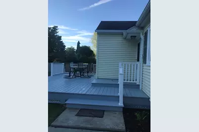 26 Windsor Ave, Pittsfield, MA 01201 - Photo 6