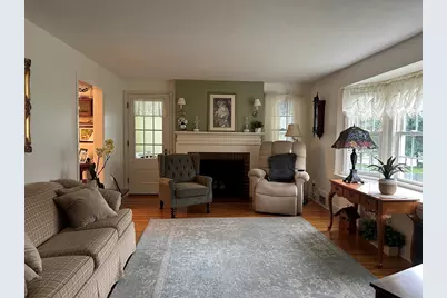 26 Windsor Ave, Pittsfield, MA 01201 - Photo 10