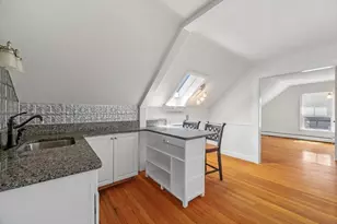 9 Boardman St, Salem, MA 01970 - Photo 4