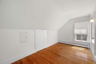 9 Boardman St, Salem, MA 01970 - Photo 8