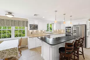 19 Belmont Rd, Wakefield, MA 01880 - Photo 14