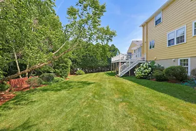 19 Belmont Rd, Wakefield, MA 01880 - Photo 4