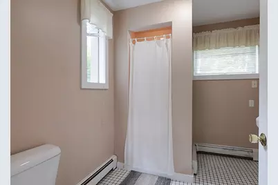 181 Peninsula Dr, Lunenburg, MA 01462 - Photo 16