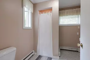 181 Peninsula Dr, Lunenburg, MA 01462 - Photo 16