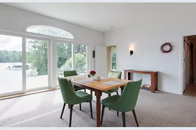 181 Peninsula Dr, Lunenburg, MA 01462 - Photo 6