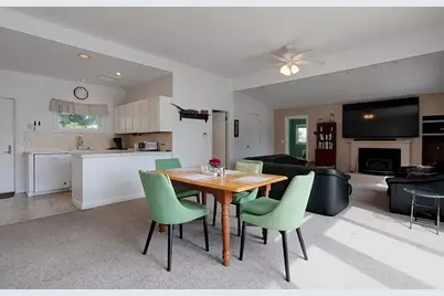 181 Peninsula Dr, Lunenburg, MA 01462 - Photo 8