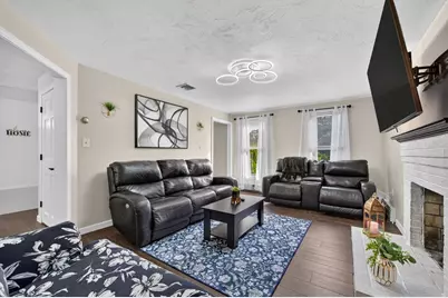 8 Marks Way, Sutton, MA 01590 - Photo 4